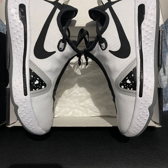 Paul George IV lightly used size 5.5, women size 7 - Picture 2 of 5